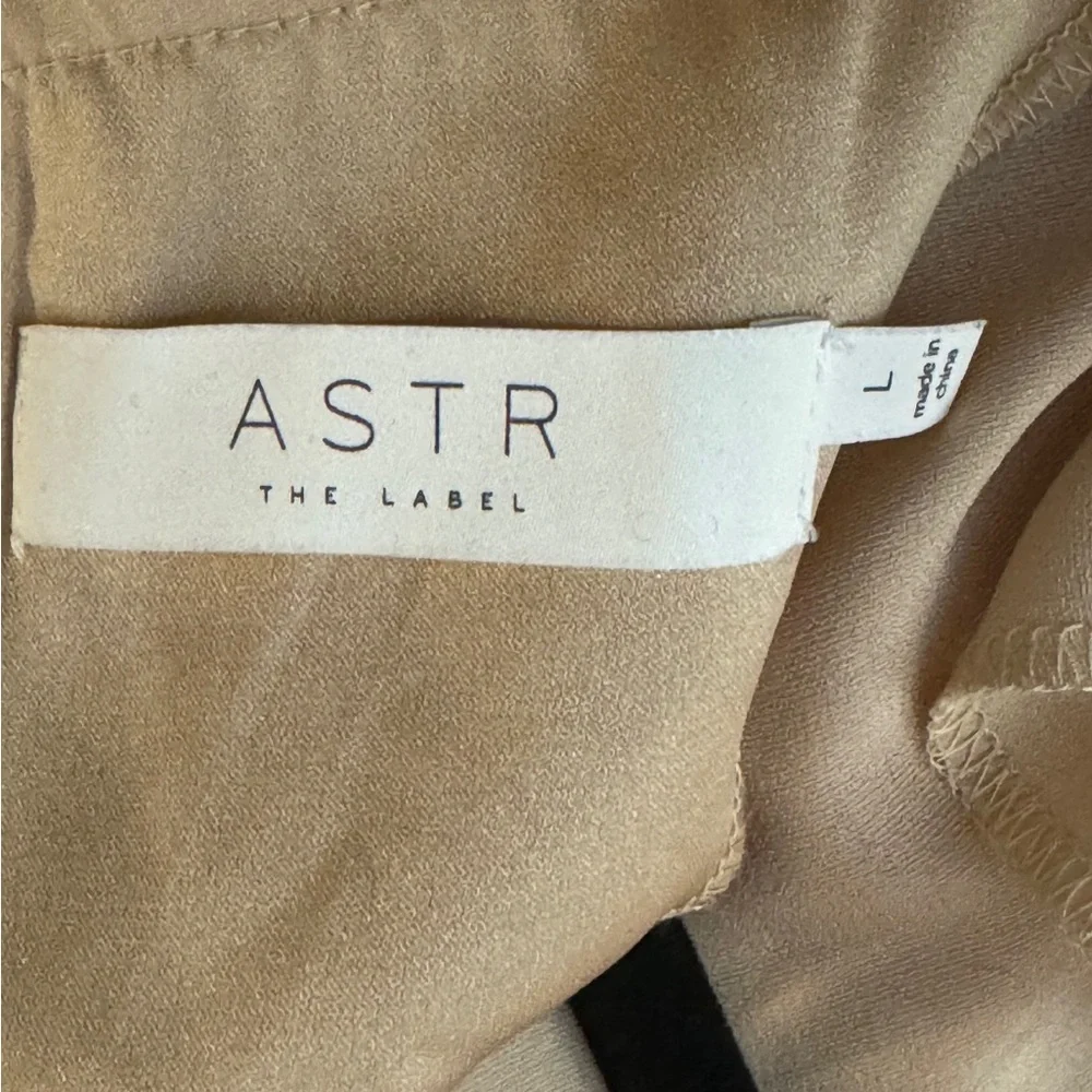 Astr Gold Satin Blouse Size Large Elegant Cowl Neck Puff Sleeve Top Luxe